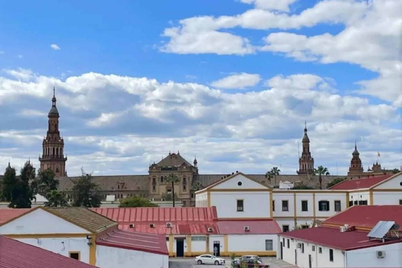 Plaza Espana Family House Σεβίλλη Εξωτερικό φωτογραφία