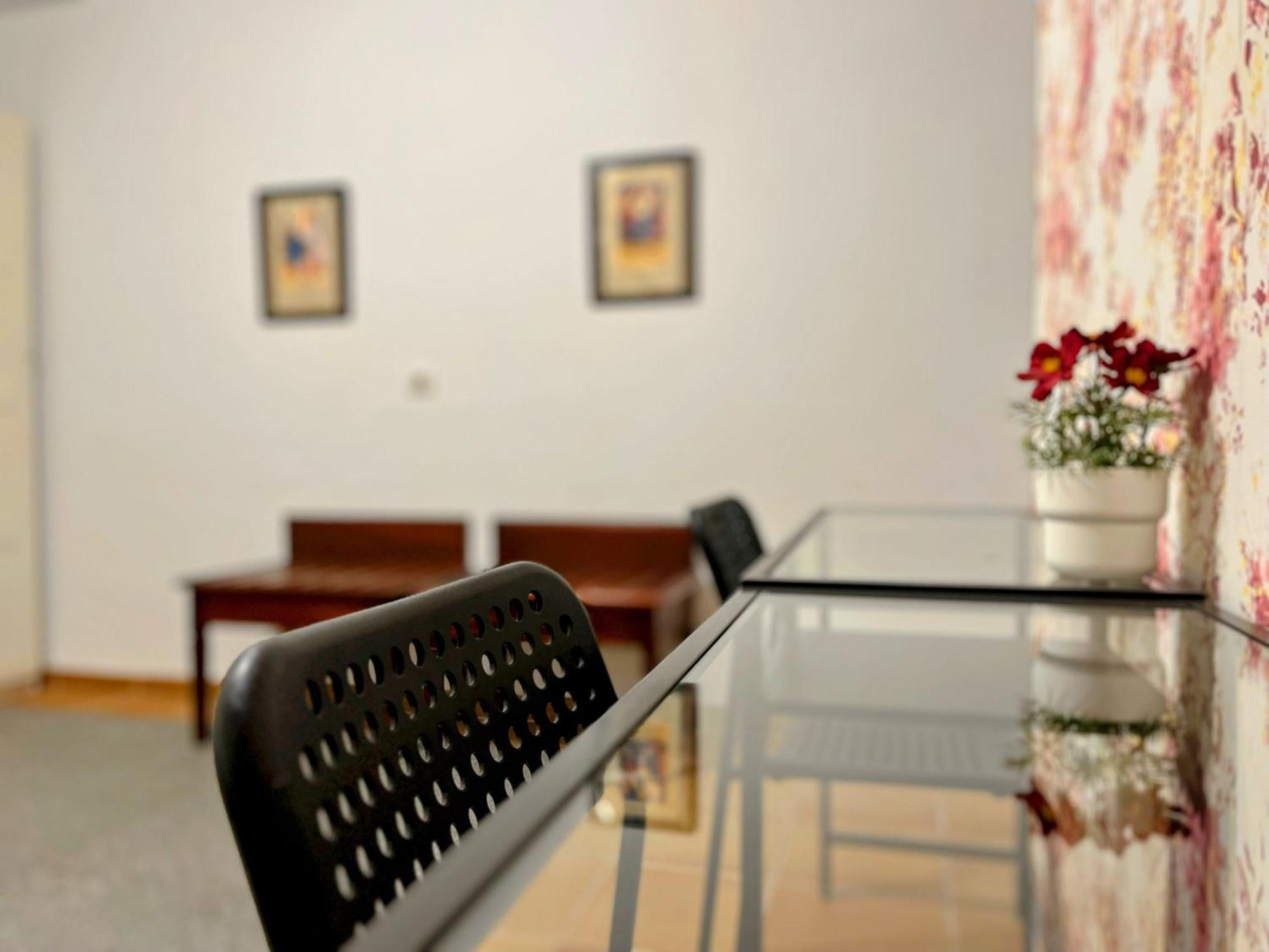Plaza Espana Family House Σεβίλλη Εξωτερικό φωτογραφία